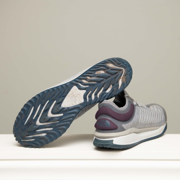 North Face Men's Sz 14 VECTIV Escape Knit Trail Running Shoes Gray / White - Picture 7 of 8